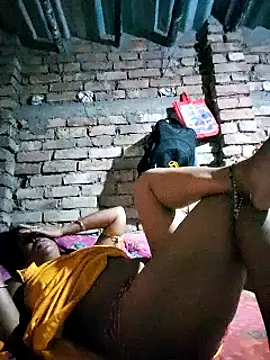 Hotty-dola online show from 02-19-25, 04:34