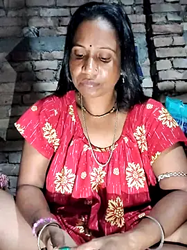 Hotty-dola online show from 10-05-25, 07:04