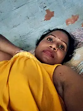 Hotty-dola online show from 03-01-25, 08:02