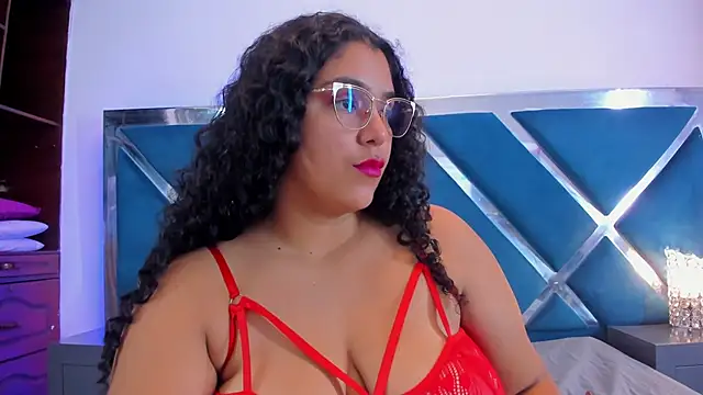 Tiffanymiller00 online show from 11-14-25, 01:26