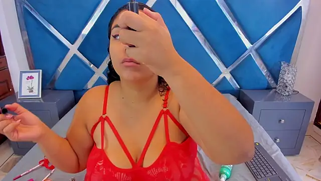 Tiffanymiller00 online show from 11-21-25, 01:21