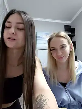 ShySonya online show from 12-15-25, 07:14