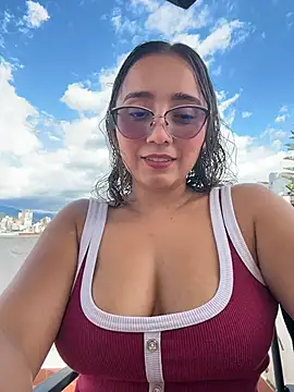 Kay LustyWife online show from 06-20-26, 08:25