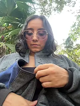 Snapshot of Kay_LustyWife chatting on 02-02-25, 03:49 Kay LustyWife online show from 02-02-25, 03:49