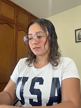 Snapshot of Kay_LustyWife chatting on 09-23-25, 04:47 Kay LustyWife online show from 09-23-25, 04:47