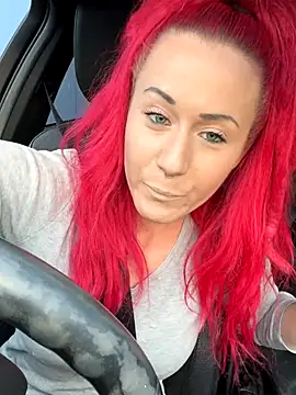 Snapshot of SweetSolez chatting on 10-28-25, 04:06 SweetSolez online show from 10-28-25, 04:06