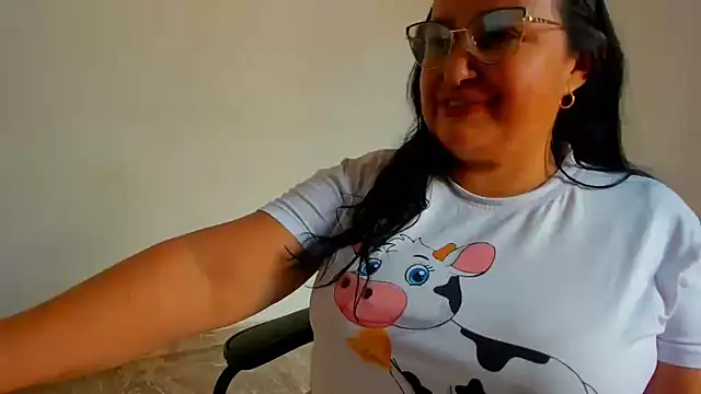 GiaNahomi online show from 03-08-25, 07:20