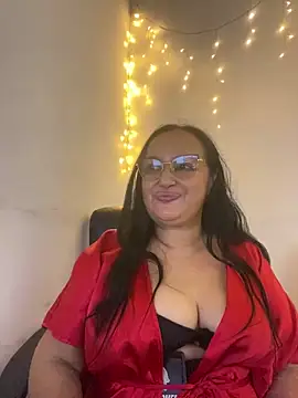 GiaNahomi online show from 01-17-25, 06:15