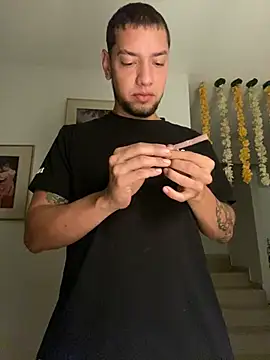 MrSoulMommy online show from 12-28-24, 09:42