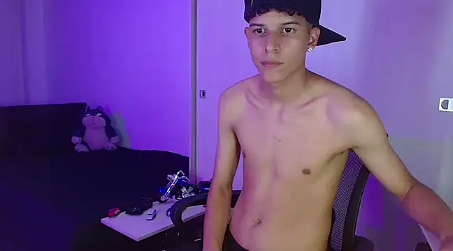 LiamGadiell online show from 02-09-25, 06:11