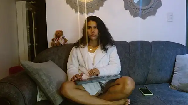 Vanessa Aniston online show from 03-22-26, 01:42