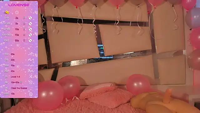 Mis  lola online show from 10-10-25, 09:04