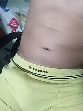 magrinhodot22 online show from 12-15-24, 08:04