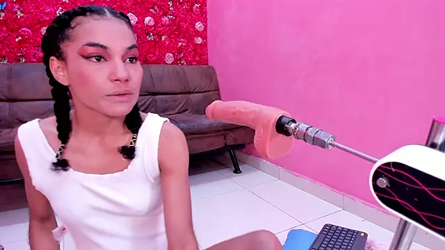 AnnemiekNicole online show from 10-25-25, 07:47