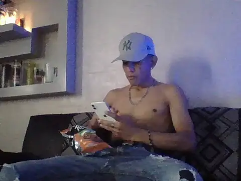 oiram27 online show from 12-16-25, 09:19