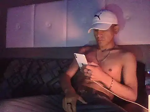 oiram27 online show from 11-26-25, 12:21