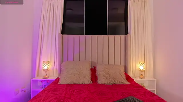 Aliison Smith online show from 03-28-26, 03:51