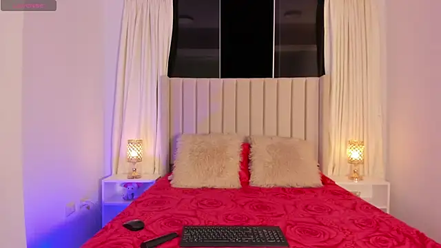 Aliison Smith online show from 02-26-26, 03:39