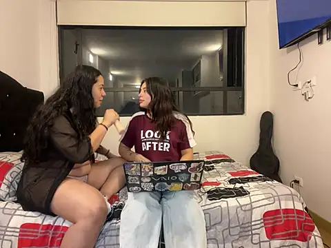 Snapshot of Scarlett_Jazmin chatting on 02-12-25, 08:27 Scarlett Jazmin online show from 02-12-25, 08:27