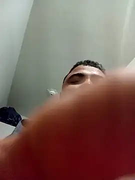 Snapshot of jeansantos-97 chatting on 11-02-25, 05:56 jeansantos-97 online show from 11-02-25, 05:56