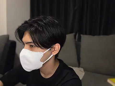Snapshot of Lio_kun chatting on 06-23-26, 12:03 Lio kun online show from 06-23-26, 12:03