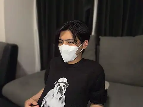 Snapshot of Lio_kun chatting on 06-26-26, 12:11 Lio kun online show from 06-26-26, 12:11