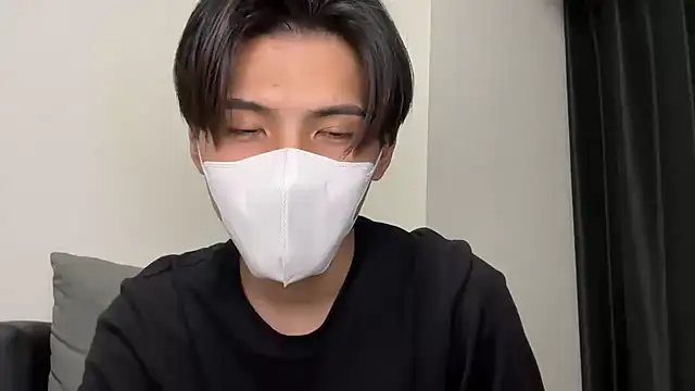 Snapshot of Lio_kun chatting on 01-28-25, 02:42 Lio kun online show from 01-28-25, 02:42
