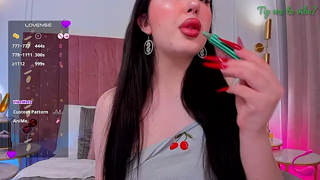 Snapshot of Mayzzie chatting on 02-21-26, 04:20 Mayzzie online show from 02-21-26, 04:20