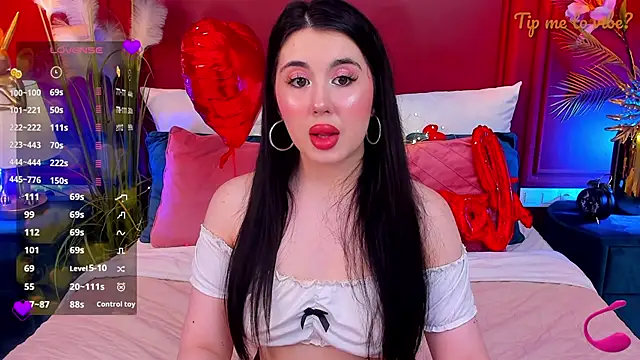 Snapshot of Mayzzie chatting on 02-13-26, 03:56 Mayzzie online show from 02-13-26, 03:56