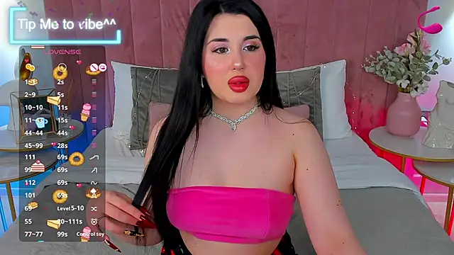 Mayzzie online show from 10-26-25, 08:20