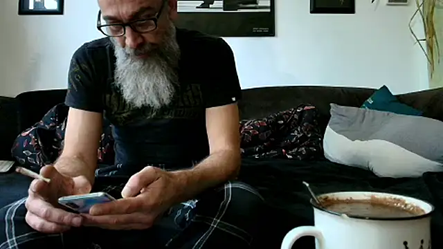 Kingsscepter online show from 11-15-25, 03:05