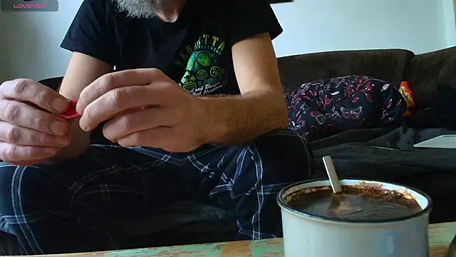 Kingsscepter online show from 12-20-25, 11:02