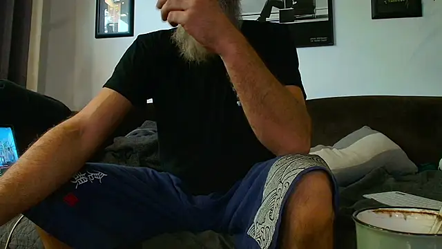 Kingsscepter online show from 10-25-25, 09:41