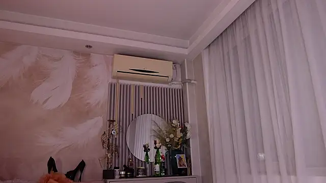 JullyBlair online show from 03-06-26, 05:46