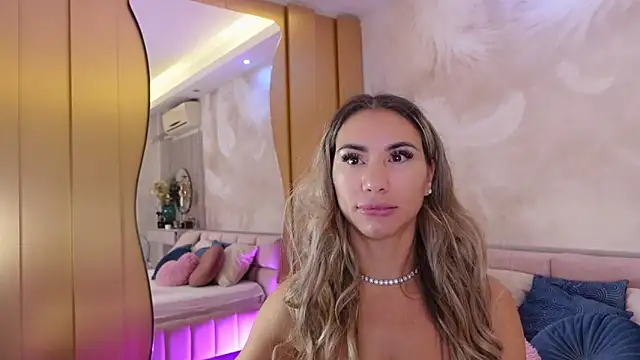 JullyBlair online show from 10-11-25, 04:35