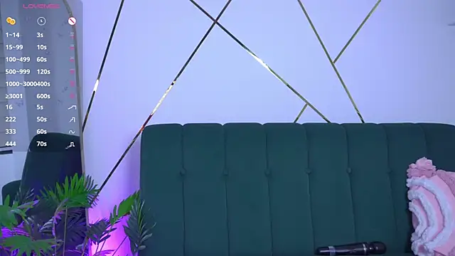 b3llaspringg online show from 12-18-25, 11:30