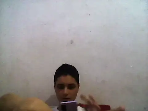 Snapshot of Luci_foxx chatting on 01-22-25, 09:32 Luci foxx online show from 01-22-25, 09:32