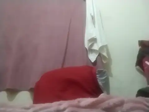 Luci foxx online show from 11-12-25, 12:15