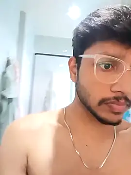 skinnyyyyyyyyy online show from 11-18-25, 04:49