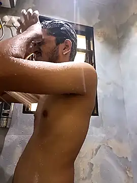 Snapshot of skinnyyyyyyyyy chatting on 10-29-25, 05:17 skinnyyyyyyyyy online show from 10-29-25, 05:17