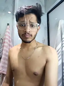 skinnyyyyyyyyy online show from 11-22-25, 04:44