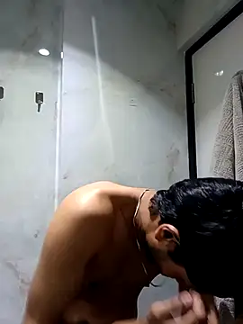 skinnyyyyyyyyy online show from 02-21-26, 04:47