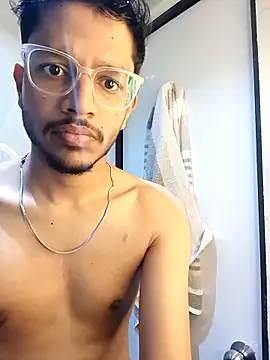 Snapshot of skinnyyyyyyyyy chatting on 10-02-25, 03:21 skinnyyyyyyyyy online show from 10-02-25, 03:21