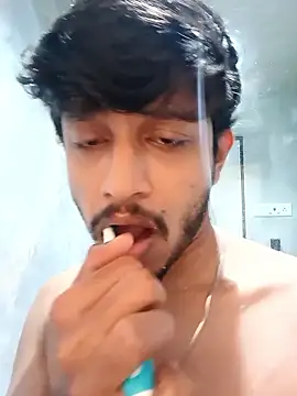 skinnyyyyyyyyy online show from 05-12-26, 03:36