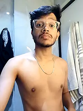 Snapshot of skinnyyyyyyyyy chatting on 09-29-25, 04:41 skinnyyyyyyyyy online show from 09-29-25, 04:41