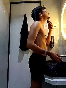 skinnyyyyyyyyy online show from 05-15-26, 04:21