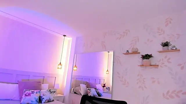 MartinaGuzmann online show from 02-14-26, 01:50