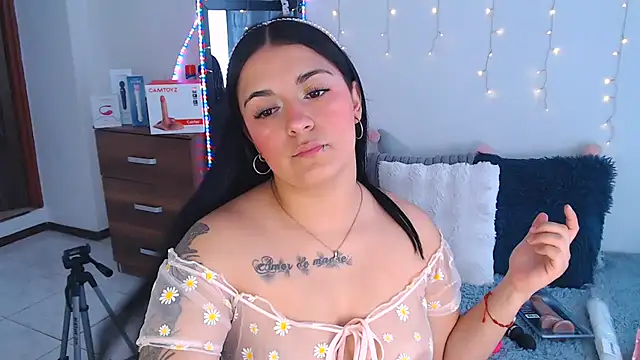 Samanta james19 online show from 07-10-26, 05:35