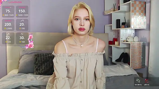 White Lioness online show from 11-30-25, 04:08