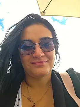 Snapshot of Hanna_Kinsley chatting on 06-27-26, 04:24 Hanna Kinsley online show from 06-27-26, 04:24